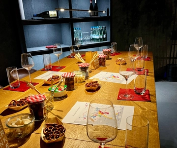 Magonza: Degustazione serale di vini in una spettacolare cantina storica