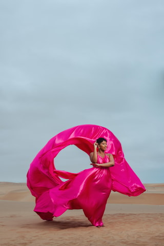 Swakopmund: Flying Dress Photoshoot Adventure in Swakopmund