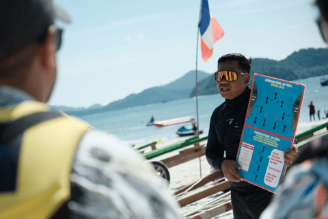 Visite privée en jet ski surpuissant à Langkawi avec vidéo par droneFORFAIT LUXE BRONZE INDIVIDUEL