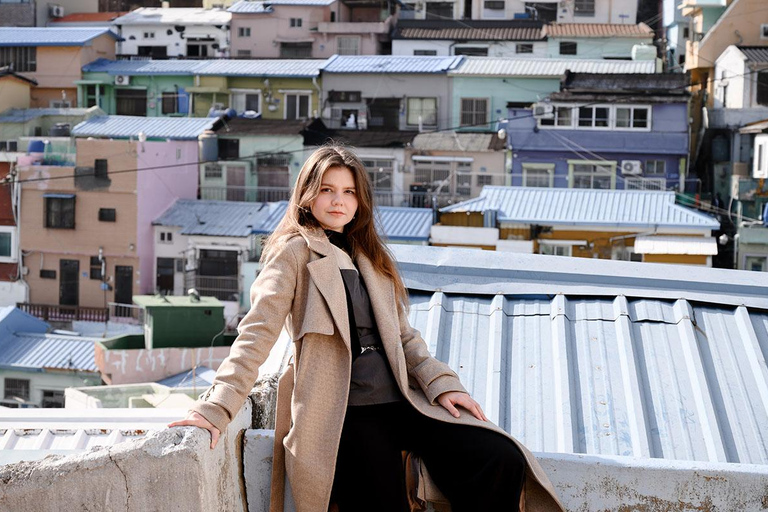 Busan: Private Photoshoot with Professional Photographer