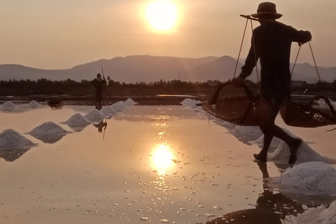 Kampot: La Plantation Pepper farm. Cave. Lake & Salt field. Kampot: La Plantation Pepper farm.Cave. Secret lake & Salt..