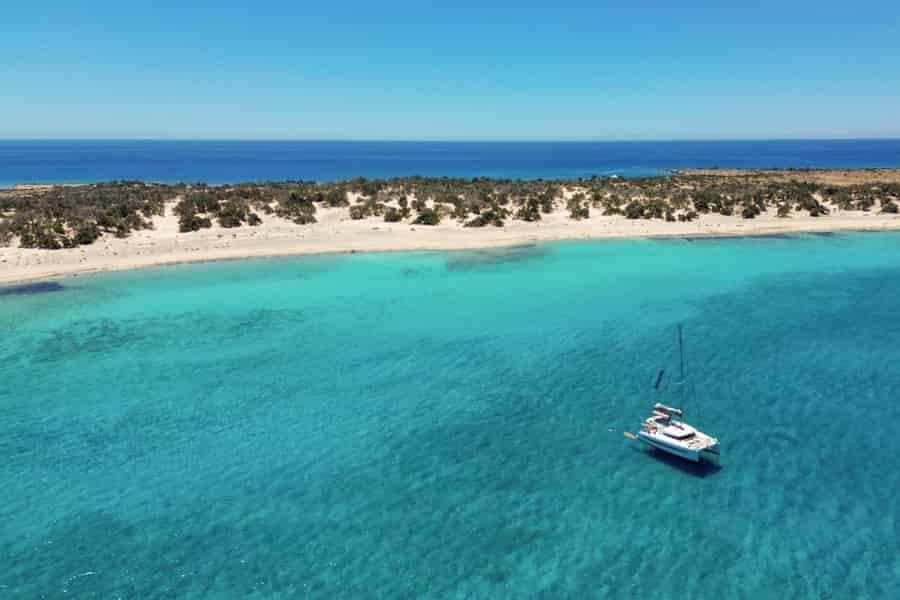 Ierapetra: All-inclusive-Katamaranfahrt zur Insel Chrissi. Foto: GetYourGuide Ierapetra: All-inclusive-Katamaranfahrt zur Insel Chrissi. Foto: GetYourGuide