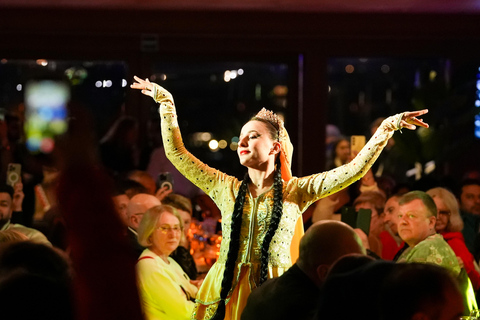 Istanbul: Luxury Dinner Cruise Pickup Include Menu + Soft drinks + Meeting point