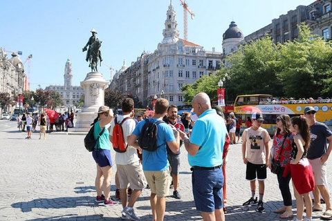 Minibussutflykt i Porto City, lunch och vinprovning