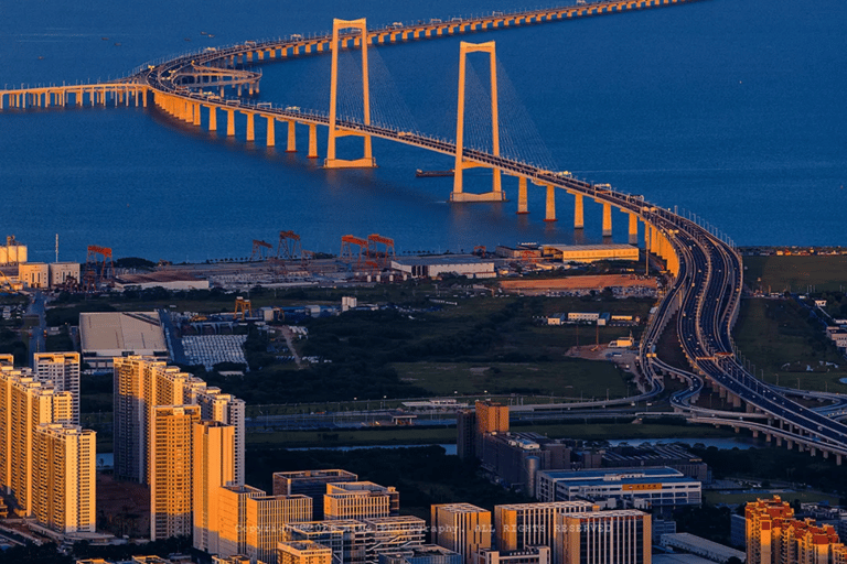 Zhuhai: Private Tour, HZMB Bridge Cruise & Yuanming Palace