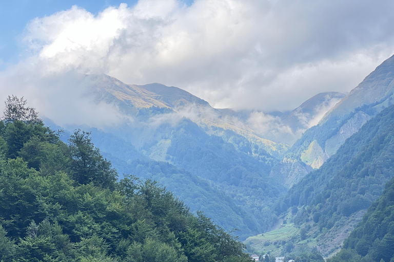 Baku: 2-Day Gobustan, Mud Volcanoes, and Gabala Tour