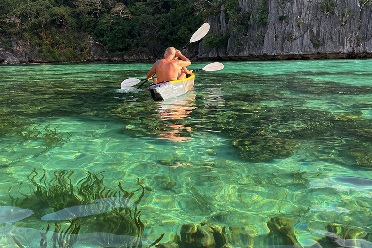 Coron Private Speedboat Tour with Exclusive Lagoon Lunch