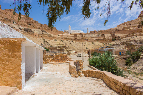 Hammamet: 3-Day Djerba, El Djem, and Sahara Desert Tour