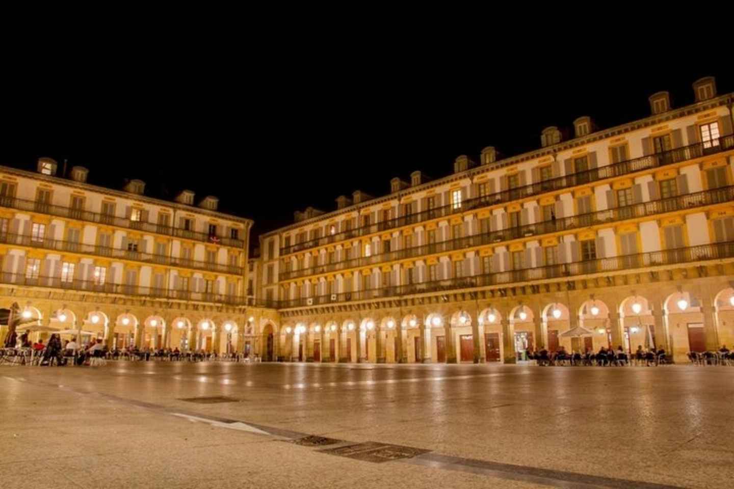 San Sebastian : Must-See Attractions Walking Tour - San Sebastian : 2 Hours Must-See Private Walking Tour