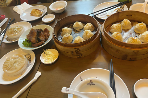 Shanghái: ticket de entrada al jardín Yu y tour guiado opcional de una hora y media.Shanghái: ticket de entrada al Jardín Yu y tour guiado en profundidad de 1,5 horas