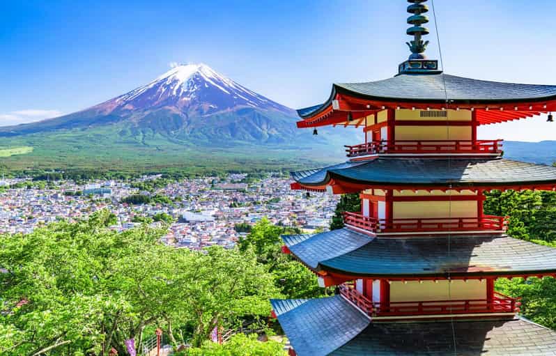 东京：富士山和箱根私人定制游览行程，配备讲英语的司机