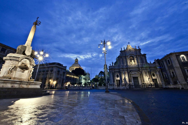 Magische Weihnachten in Catania: Private Tour mit Lichtern, Krippen und sizilianischen Köstlichkeiten