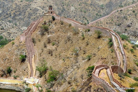 Jaipur Jeep Safari: Amber, Jaigarh, Nahargarh Forts Stepwell Amber Fort, Panna Meena Kund Jaigarh, Nahagrarh Fort by Car