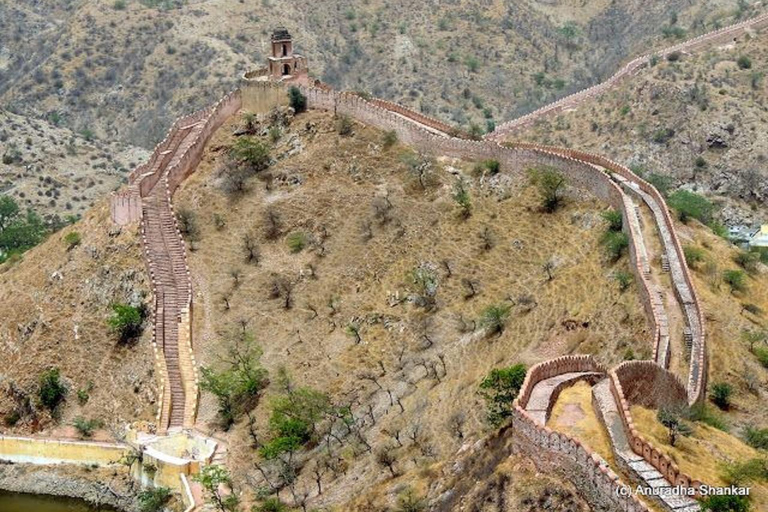 Jaipur Jeep Safari: Amber, Jaigarh, Nahargarh Forts Stepwell Amber Fort, Panna Meena Kund Jaigarh, Nahagrarh Fort by Car