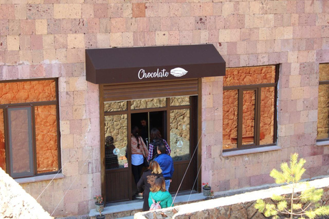 Group Tour: Hovhannavank, Saghmosavank & Chocolate House