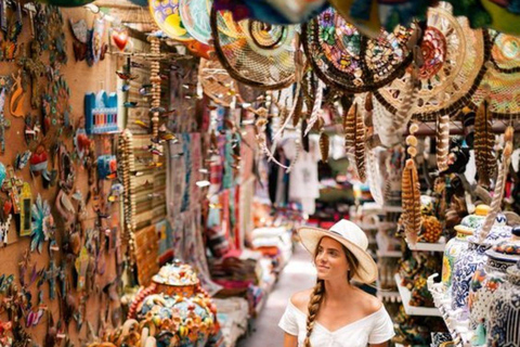 Agra: Guided Shopping Tour Experience with Female Expert Exclusive Half-Day Shopping Tour with Female Expert Guide