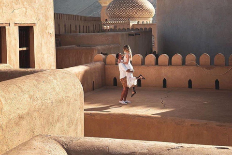 From Muscat: 3-Day Nizwa, Desert, Turtle, Wadi Shab