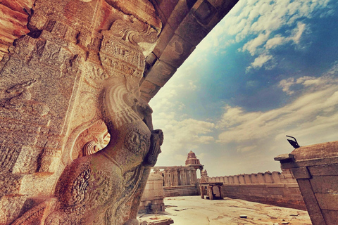 De Bangalore: Viagem de 1 dia ao Templo de Lepakshi e à Estátua de Adiyogi