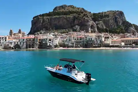 Cefalù: Private Boat Tour Coast to Coast with snorkeling