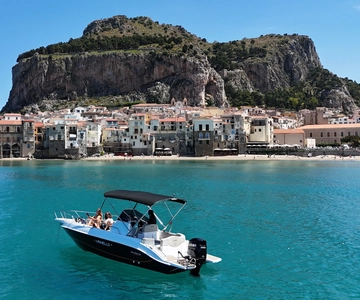 Cefalù: Private Boat Tour Coast to Coast with snorkeling