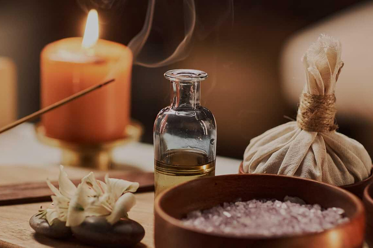 Zanzibar: Spice Aroma Therapy Massage Class