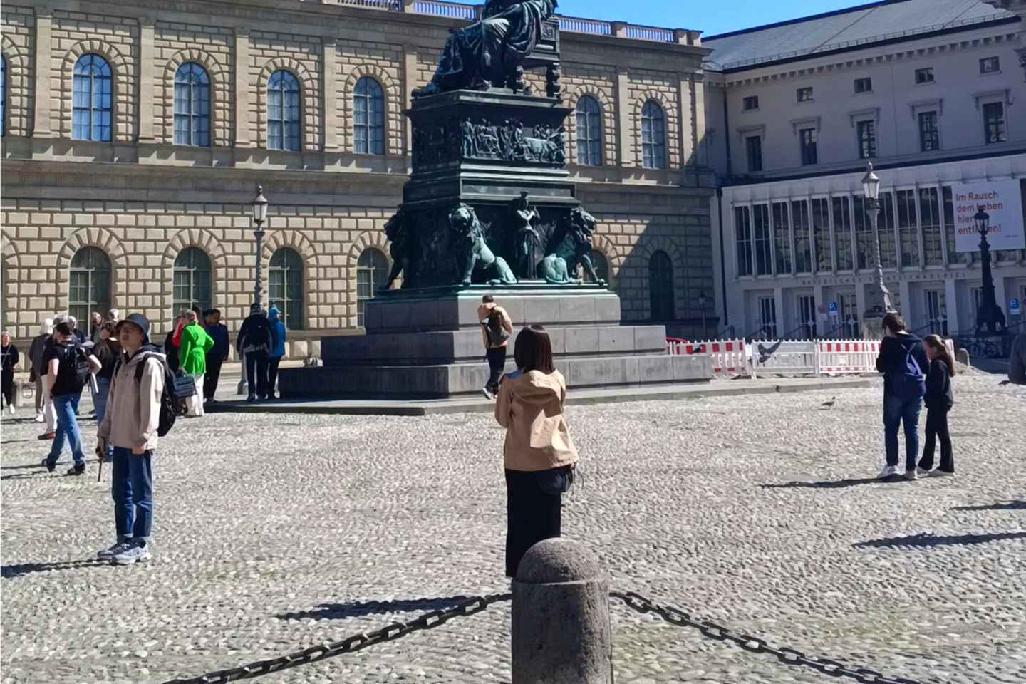 Exploring Munich by Pedicab: Premium Two Hour Tour