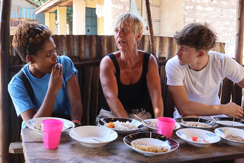 Diani: Tour a pie por el mercado y la comida callejera