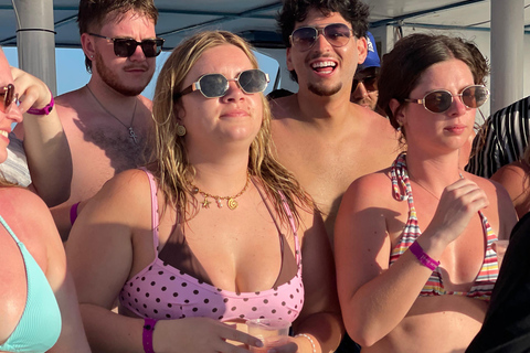 Punta Cana: Hip-Hop Party Boat with Open Bar,Live Dj & nat.P