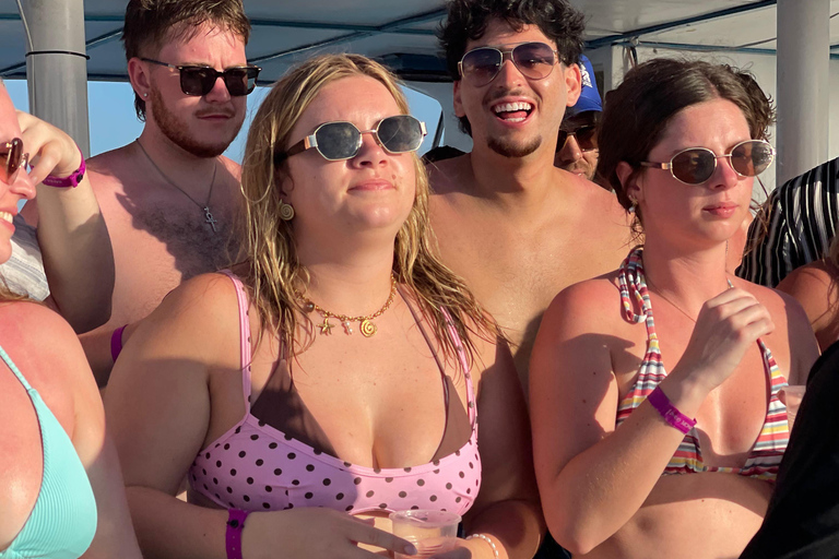 Punta Cana: Hip-Hop Party Boat with Open Bar,Live Dj & nat.P