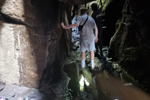 Kit-Mikayi Historical Stone Hiking Tour