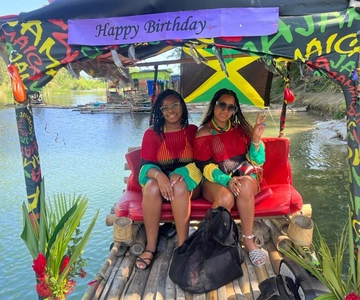 Ocho Rios : Bamboo River Rafting in Ocho Rios Jamaica.