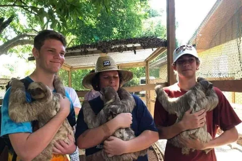 Daniel Johnson Sloths + Beach & Island Tour
