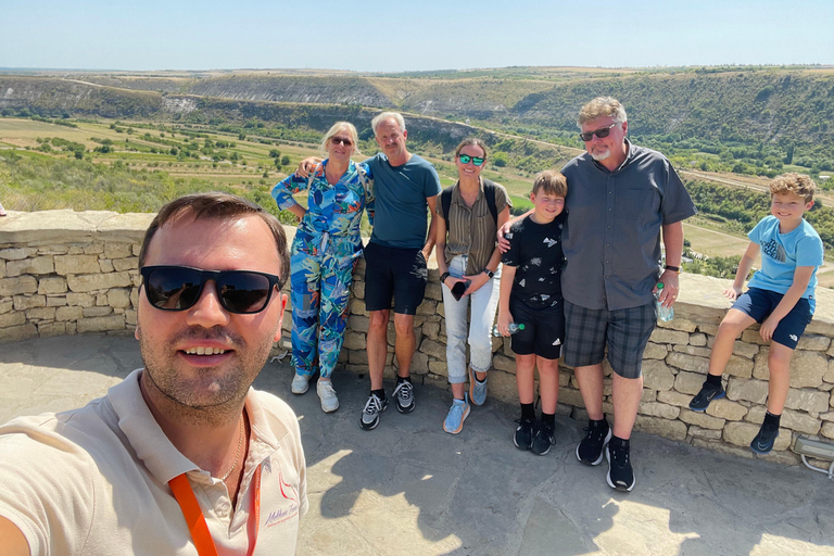 Desde Chisinau: visita a la antigua Orhei y a la bodega Chateau Vartely.Desde Chisinau: visita a la antigua Orhei y a la bodega Chateau Vartely