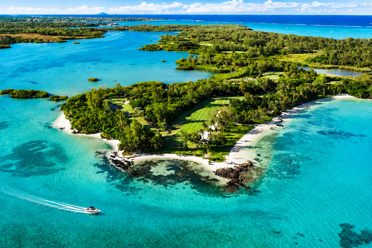 Mauritius: 5 Islands Speedboat Lagoon Experience with BBQ Mauritius: Lagoon Experience 5 Islands with BBQ Beach Lunch