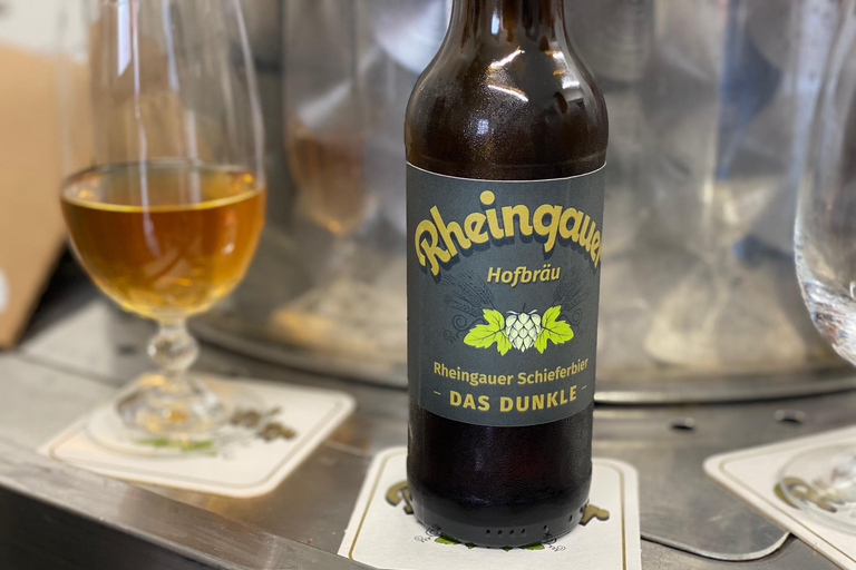 Rheingauer Gutsbräu - Degustazione di birra a Rüdesheim sul RenoRheingauer Gutsbräu - Degustazione di birra a Rüdesheim am Rhein