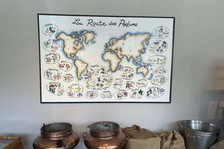 Grasse: Perfume Creation Experience and Guided Visit at Fragonard Fragonard Private Tour