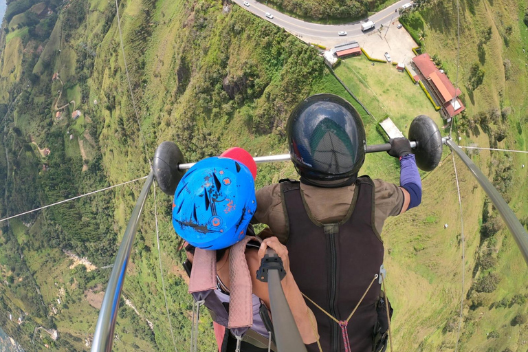 Hang Gliding Flight - Medellín