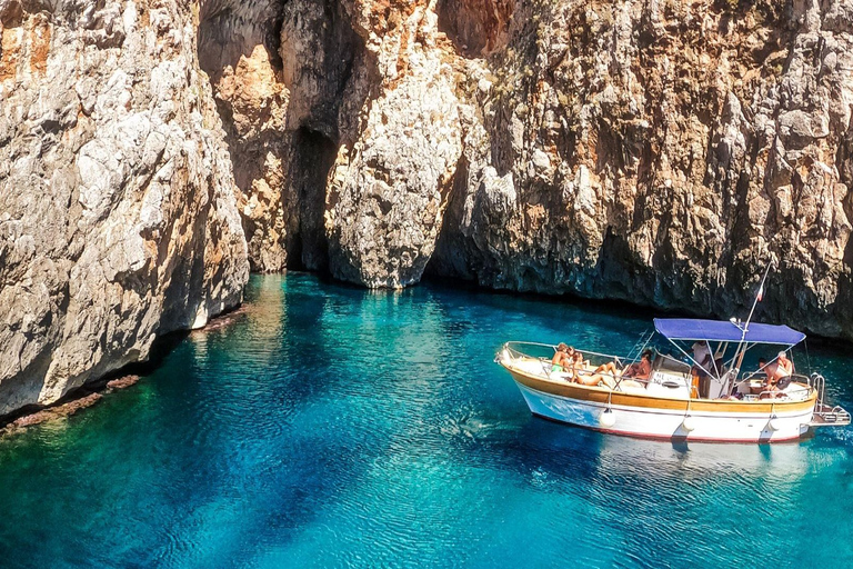 From Leuca: Adriatic Boat Tour with Ionian Caves & Swimming Leuca: tour Adriatic + Ionian caves 3 h ( low season)