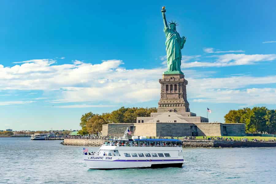 New York City: 4-tägige Städtereise mit Hotel und privatem Transfer. Foto: GetYourGuide New York City: 4-tägige Städtereise mit Hotel und privatem Transfer. Foto: GetYourGuide