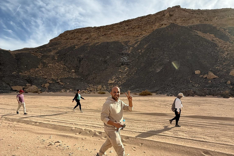 Hurghada: Hiking , dinner & stargazing Advanced hiking tour & camel ride