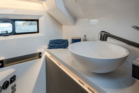 Bali: Private Sunset Yacht for Party & Birthday Sunset Private Yacht to Sanur (5PM - 7PM) – Max 9 Guests
