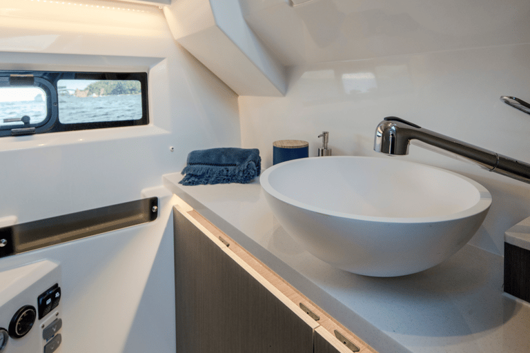 Bali: Private Sunset Yacht for Party & Birthday Sunset Private Yacht to Sanur (5PM - 7PM) – Max 9 Guests