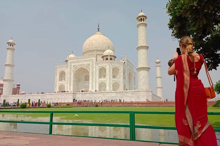 Agra: Taj Mahal hoppa över kön guidad tur med alternativEndast guidad tur