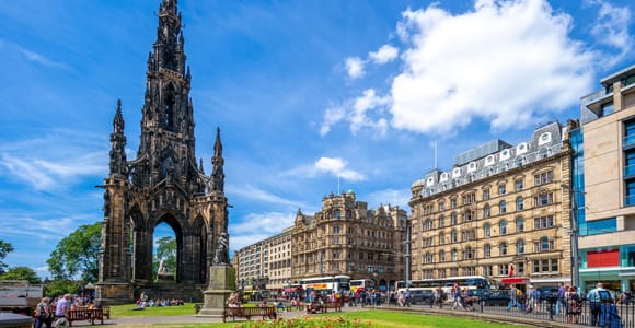 Edinburgh Old Town Hidden Gems Private Walking Tour