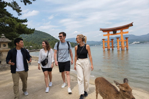Hiroshima: Miyajima Island Guided Walking Tour with Ferry