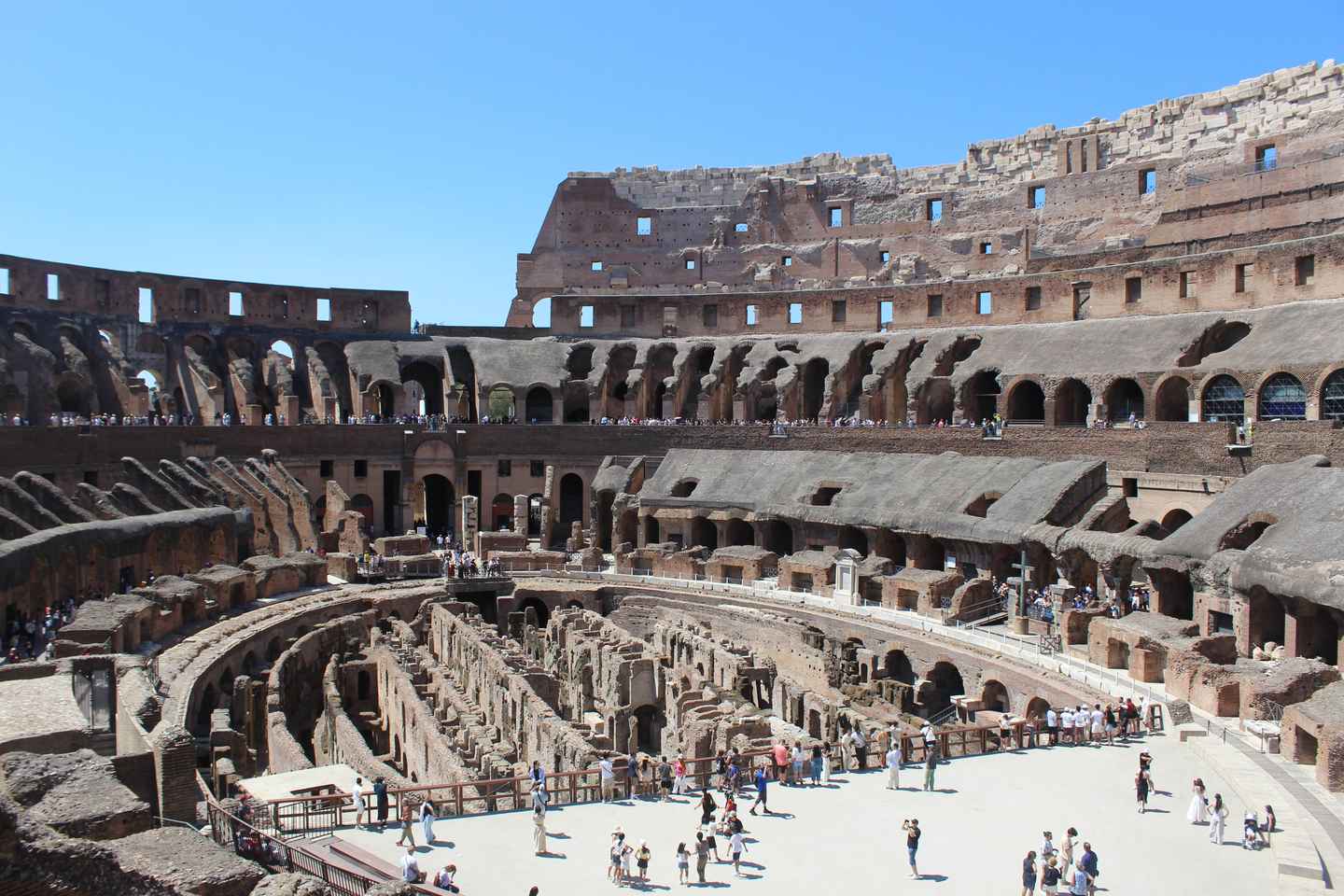 Colosseum Entry with digital audioguide and arena option