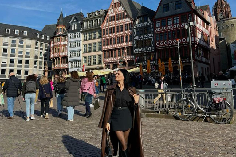 Frankfurt Photo Tour with a Private Photographer