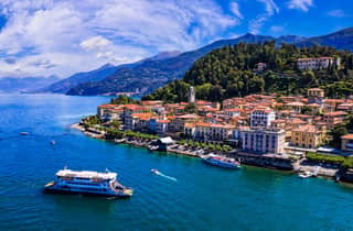Ab Mailand: Bootstour auf dem Comer See mit Besuchen in Como und Bellagio