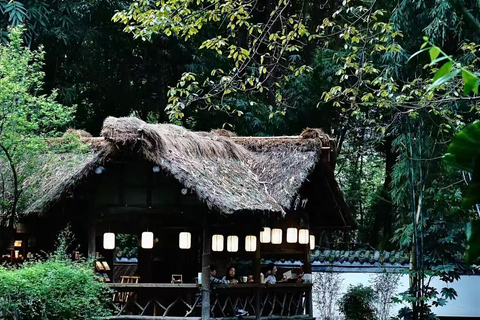 Chengdu: Du Fu Thatched Cottage Entry Ticket
