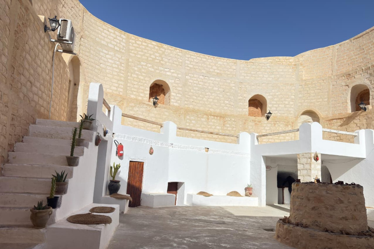 From Tunis: 3-Day Sahara Desert and Berber Villages Tour